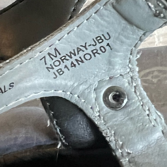 Jambu Black Gray ‘Daisy’ Memory Foam Sandals Strappy Wedge Womens Size 7 - Picture 4 of 5